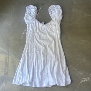 SHORT SLEEVE WHITE ASOS DRESS ✨✨